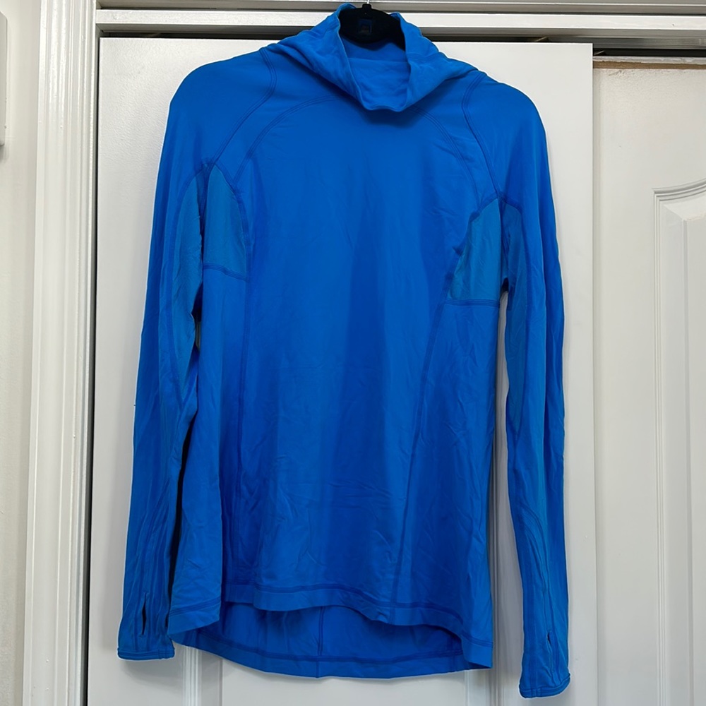 Lightweight blue lululemon top size 12